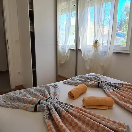 شقة Kasandra - Ruhe & Eleganz In Buje, Istrien *