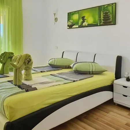 Kasandra - Ruhe&eleganz In Buje, Istrien Kaštel