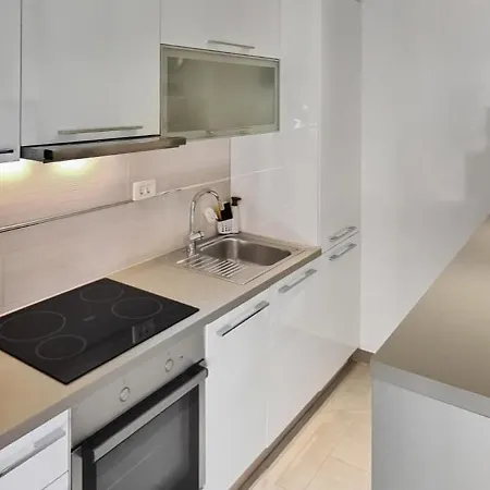 Kasandra - Ruhe & Eleganz In Buje, Istrien Apartamento *