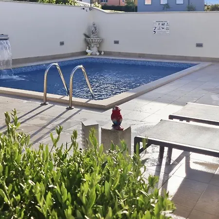Kasandra - Ruhe&eleganz In Buje, Istrien Kaštel
