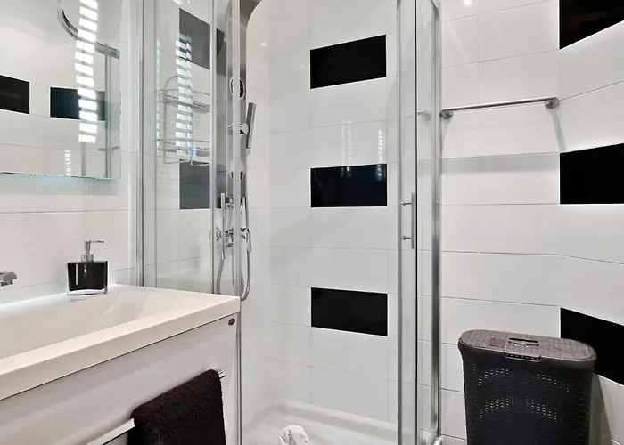 Apartment Kasandra - Ruhe & Eleganz In Buje, Istrien Kastel