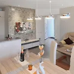 Appartement Kasandra - Ruhe & Eleganz In Buje, Istrien Kaštel