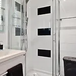 Appartement Kasandra - Ruhe & Eleganz In Buje, Istrien Kaštel