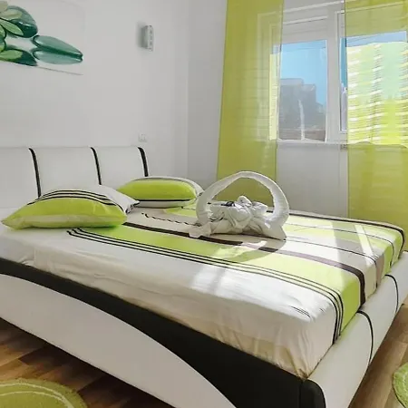 Apartamento Kasandra - Ruhe & Eleganz In Buje, Istrien