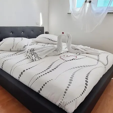Kasandra - Ruhe & Eleganz In Buje, Istrien Апартаменты *