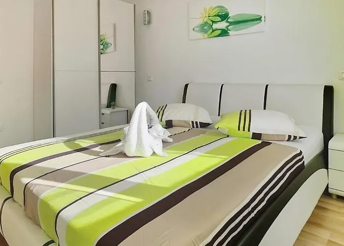 Kasandra - Ruhe & Eleganz In Buje, Istrien * Kaštel